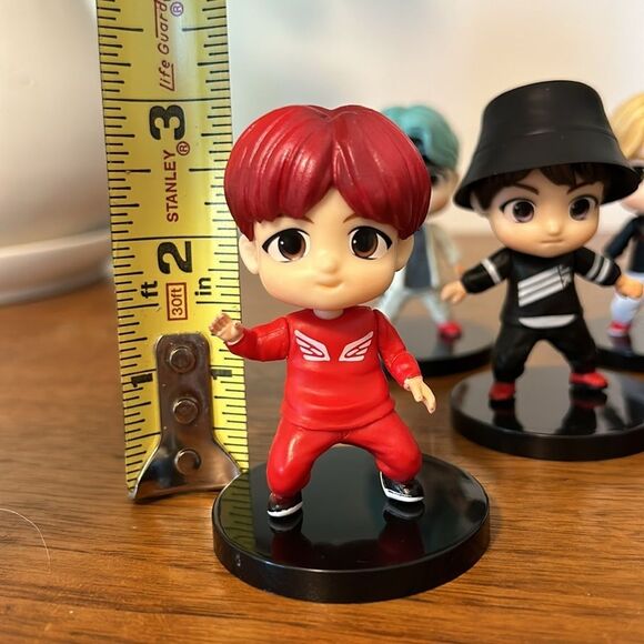 BTS Tiny Figures - Picture 5 of 5
